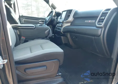 2021 Ram 1500 Lone Star 4X4 5'7 Box z USA, uszkodzony, nr VIN 1C6SRFFT9MN632031